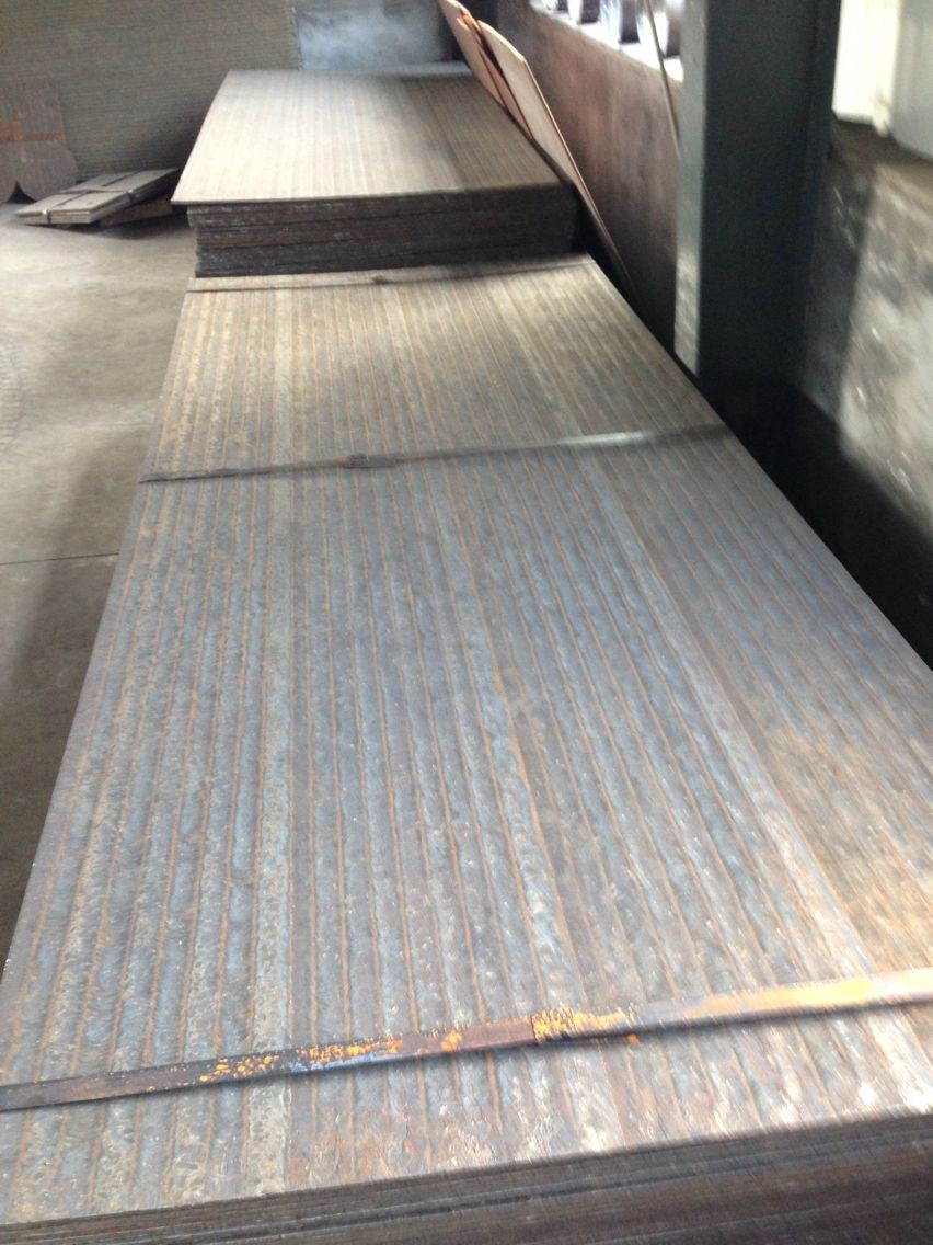 堆焊耐磨復合板優(yōu)越的性能和不可替代的特性